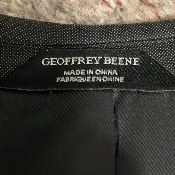 New Geoffrey Beene suit - Picture 2 of 12